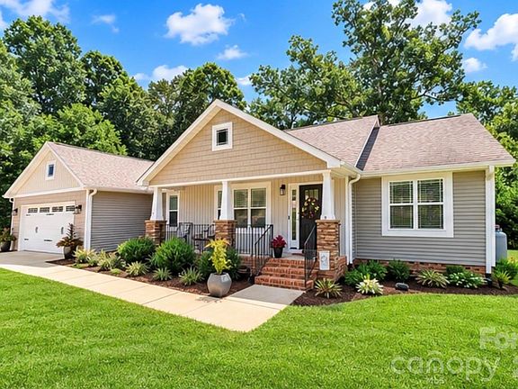 3rd image of 4084 Lydia Suzanne Pl