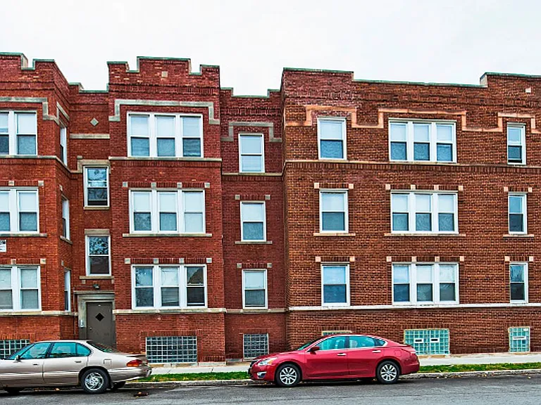 7053 S St Lawrence — Photo 8
