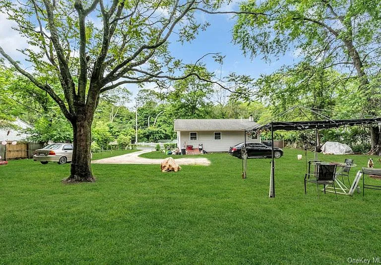 13 Carr Ln — Photo 6