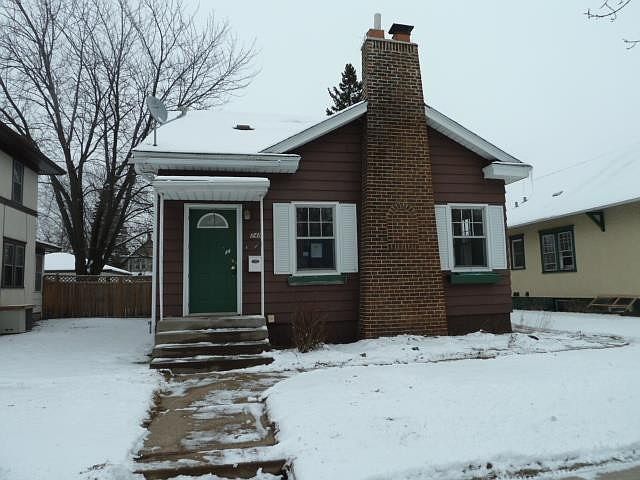 1st image of 748 McKinley Pl S