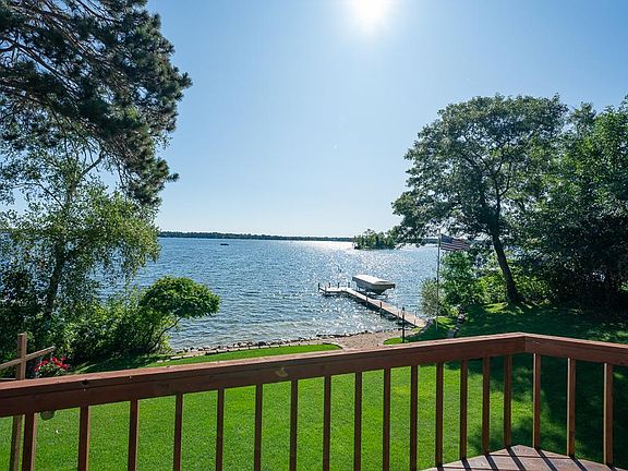 3rd image of 35434 Maroda Dr