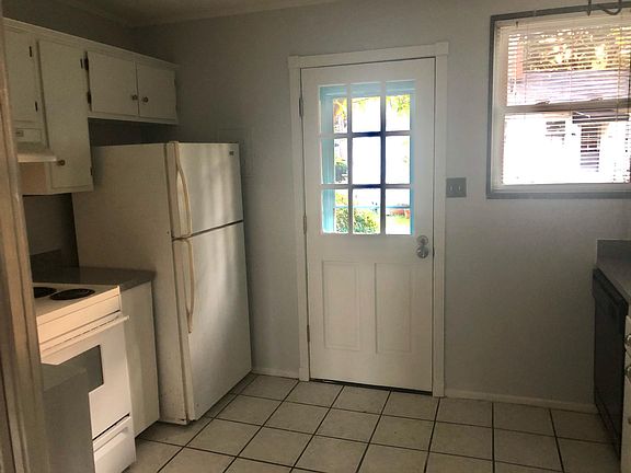 5th image of 1823 Mimosa Dr