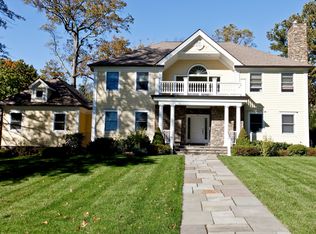 80 Pryer Ter, New Rochelle, NY 10804