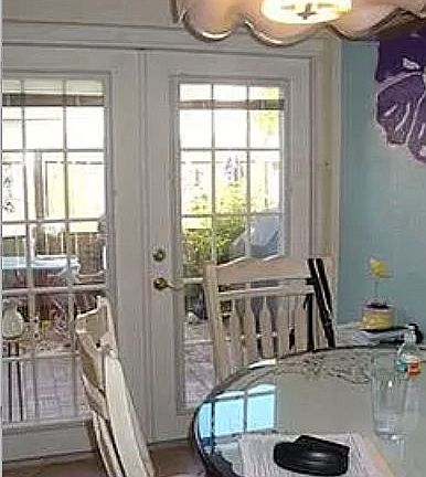 5th image of 315 Ivy Ln #16