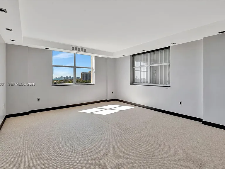11111 Biscayne Blvd #9B-928 — Photo 19