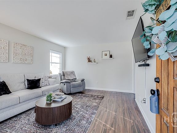 5th image of 11507 Largo Drive