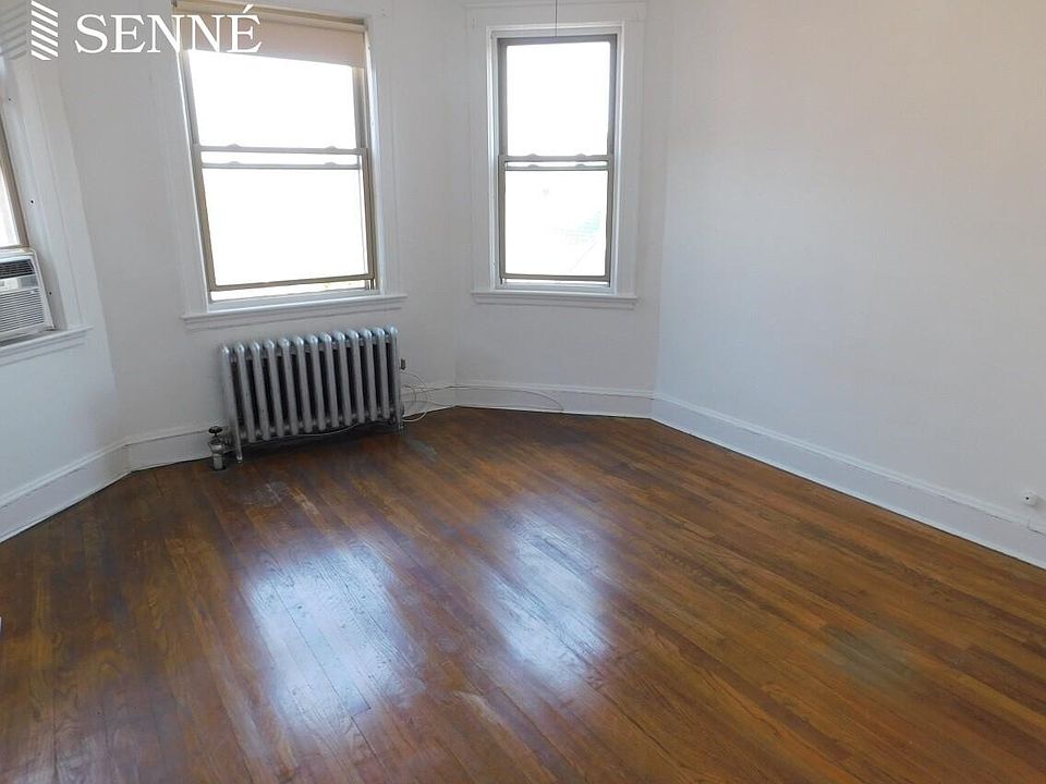 1st image of 58 Garden St #44
