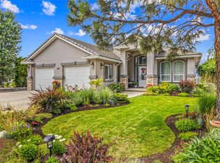 187 Coppertree Ct, Kamloops, BC V2E 2N4