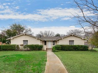 1316 Meadowcrest Dr, Mesquite, TX 75149