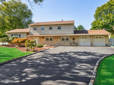 123 Woodcrest Drive, Freehold, NJ, 07728