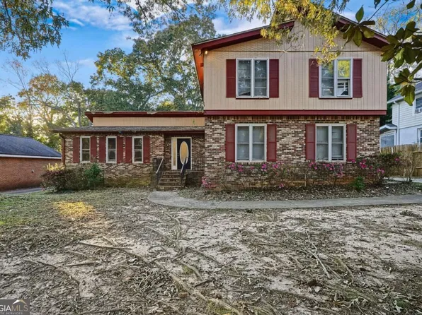 455 Ohern Ct, Stone Mountain, GA 30088