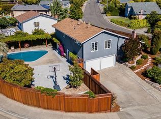 4 Romero Ct, Novato, CA 94945
