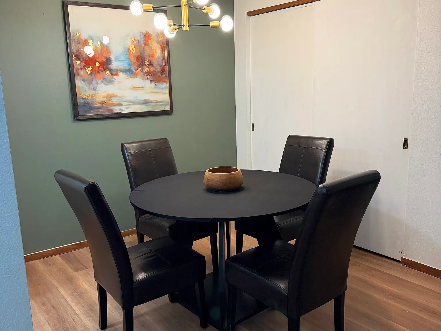2 bed, 767 sqft, $2,000 — Photo 2