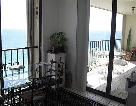 3rd image of 1905 N Ocean Blvd APT E16b