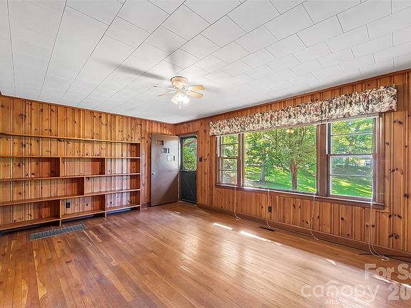 4th image of 5350 Jay Rd