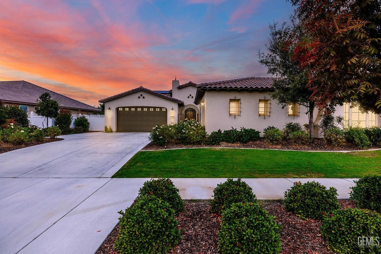 邦楽 WORLD'S END PARK 13610 Stonethwaite Ln, Bakersfield, CA 93311 | Zillow
