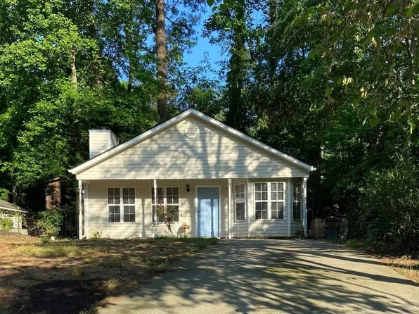 2555 Fleetwood Dr, Cumming, GA 30041