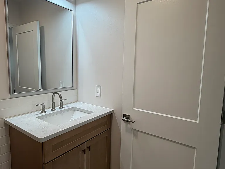 111 S Blakely St #2 — Photo 9