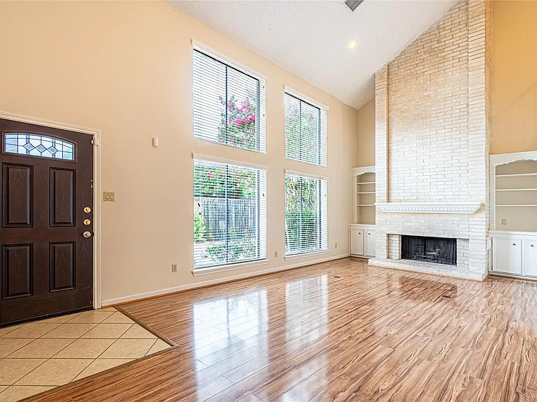 2306 Potomac Dr #B — Photo 5