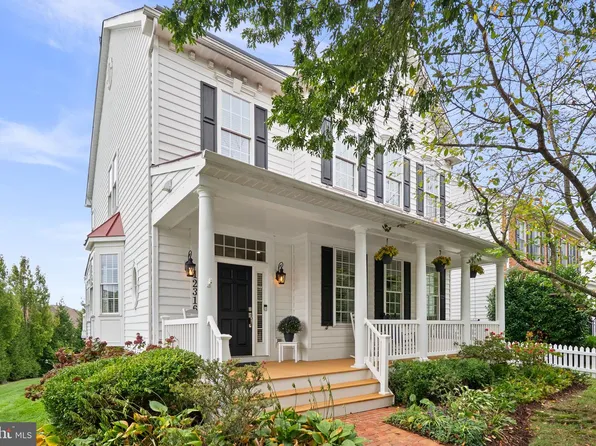 12316 Cherry Branch Dr, Clarksburg, MD 20871