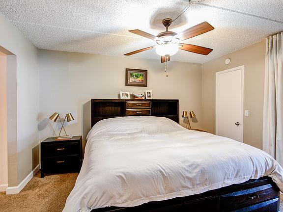 3rd image of 230 N Bayshore Blvd APT 102