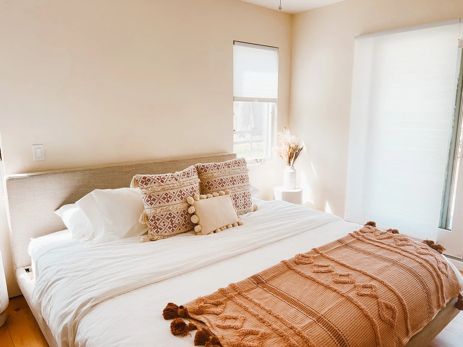 Brand New Sunny Cottage — Photo 1