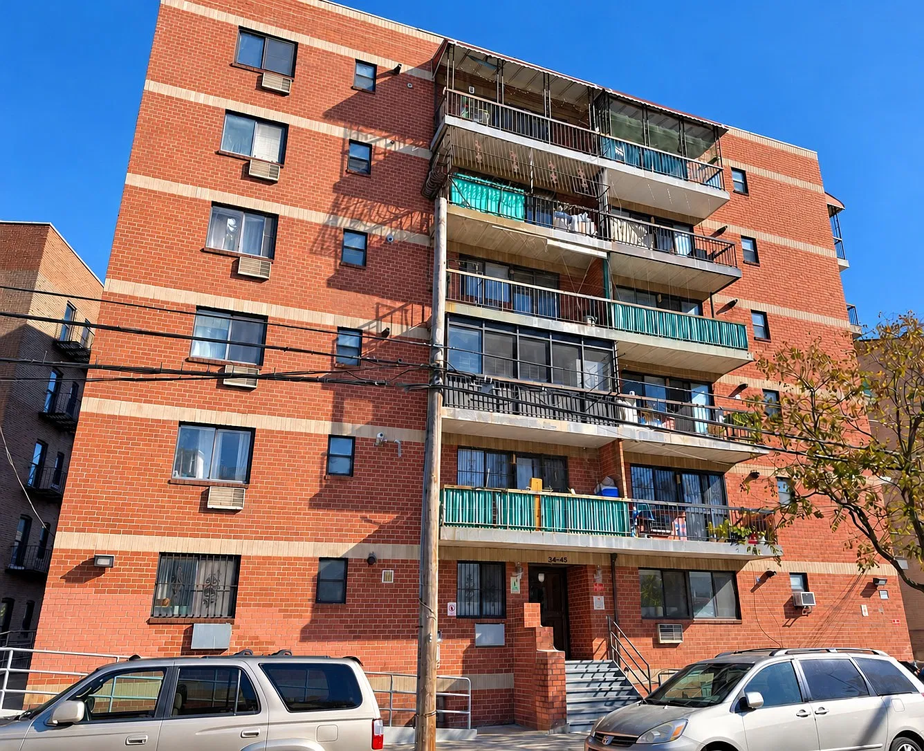 2 bed, 910 sqft, $2,900 — Photo 1