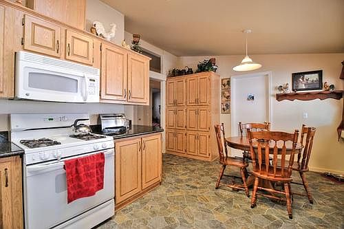 3rd image of 3637 Snell Ave Spc 169