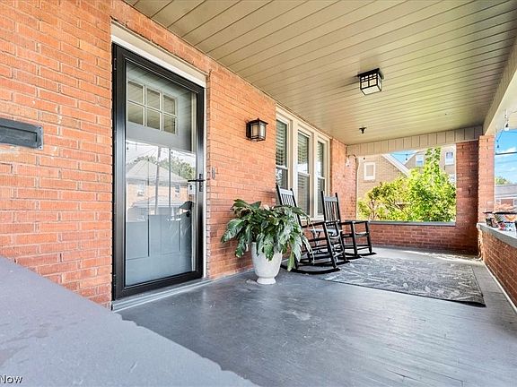 2nd image of 2302 Liberty St