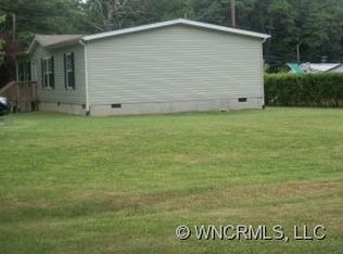 21 Ruth Whitaker Rd, Hendersonville, NC 28791