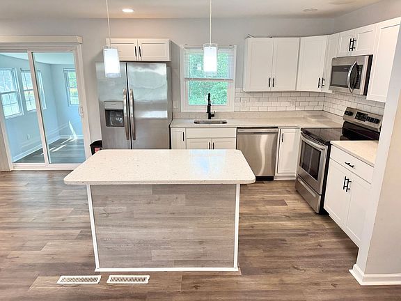 4th image of 4507 Dale Blvd