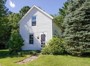 28 Flint Ln, Yarmouth, ME 04096