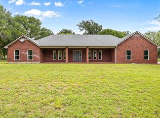 107 Pleasant Valley Ln, Weatherford, TX 76087