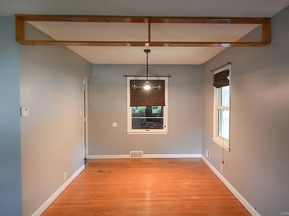 5th image of 513 Van Tress Dr