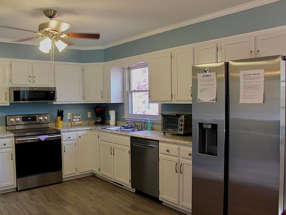5th image of 206 Pleasant Ln
