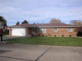 1024 School St, Shelbyville, IN 46176