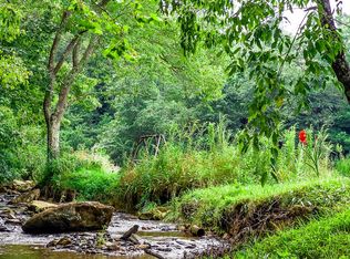 901 Raindrop Rd, Fancy Gap, VA 24328