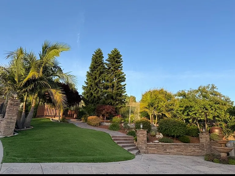1280 Fleming Ave — Photo 2