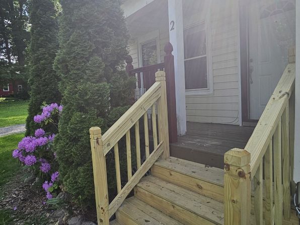 2 Seneca St #1