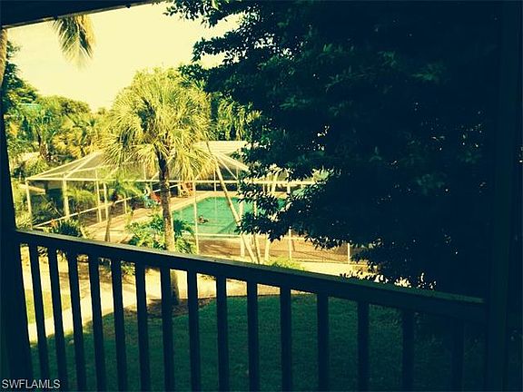2nd image of 827 E Gulf Dr Unit M8
