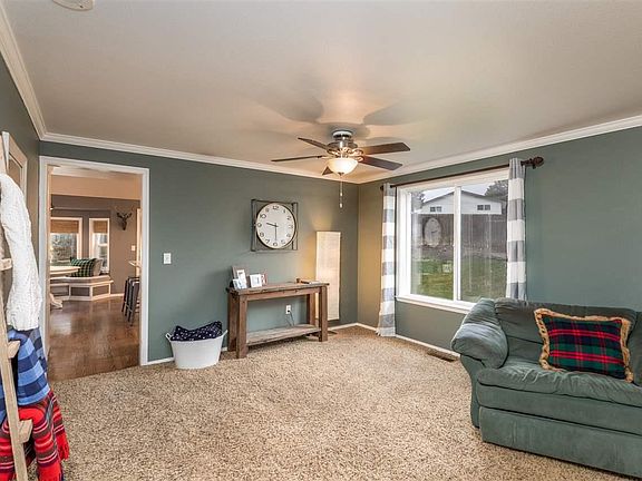 5th image of 730 Redwood Ln