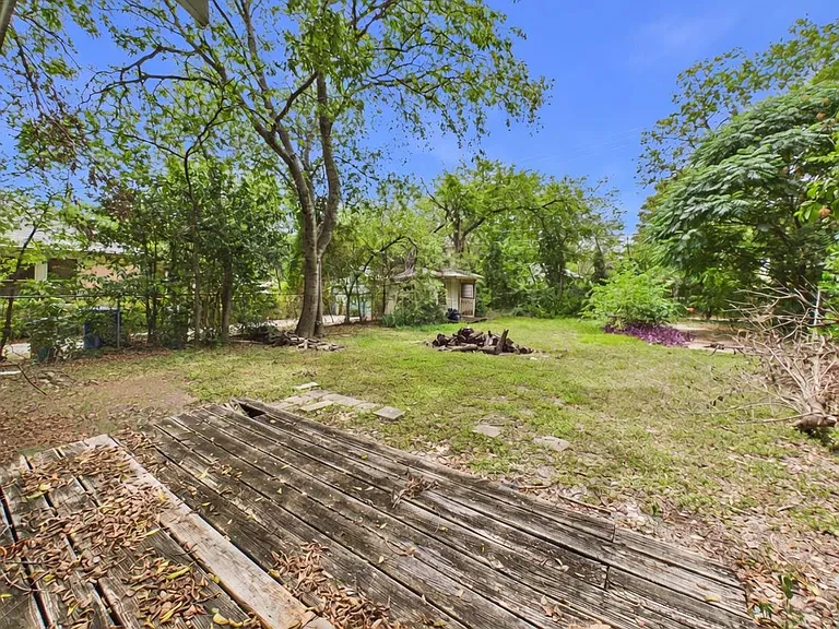 5204 Duval St — Photo 20