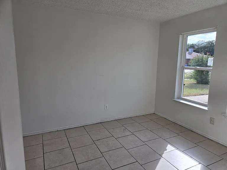 2630 Cottonwood Mnr #2630 — Photo 8