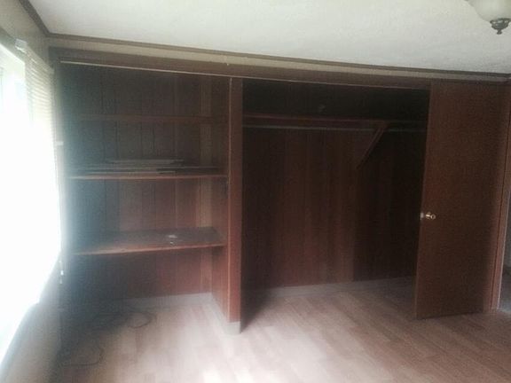 5th image of 1118 Chester St