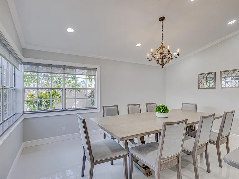 17 Selby Ln — Photo 26
