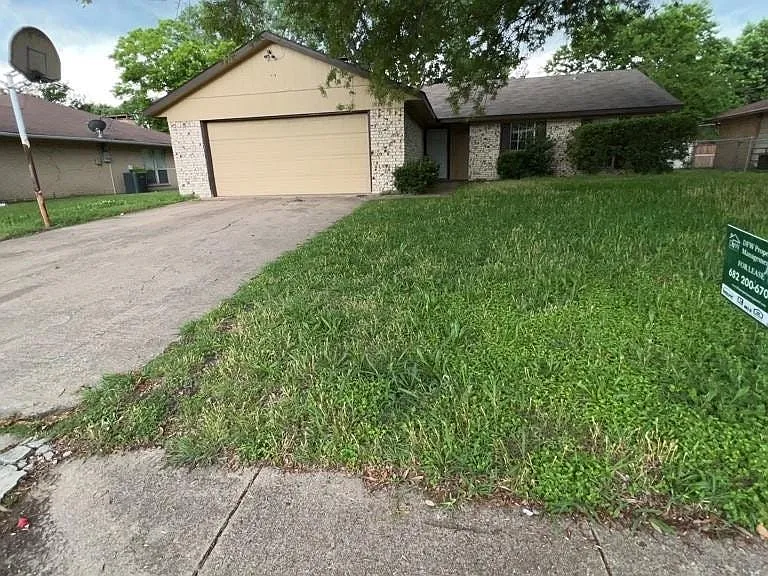 1708 Beau Ct — Photo 36