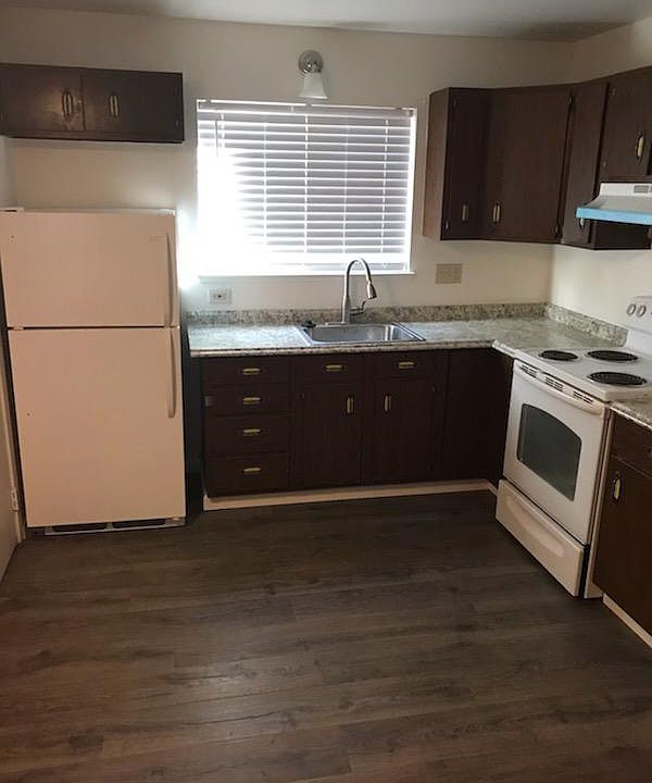 1st image of 1335 Kyburz Ave APT C