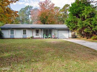 220 Poplar Rd, Havelock, NC 28532