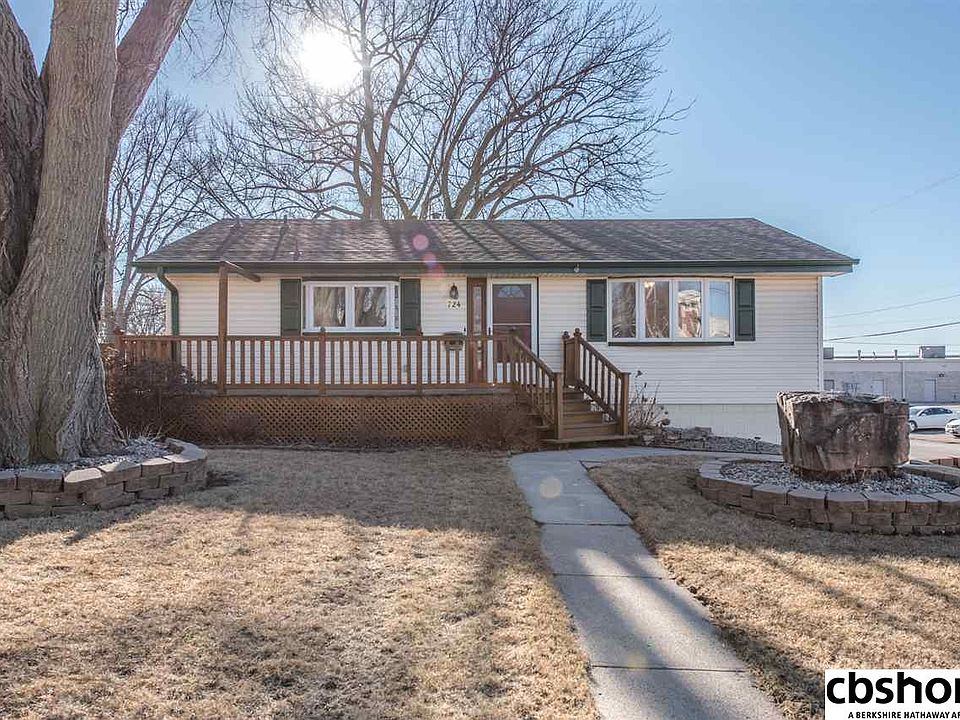 1st image of 724 Dublin Dr