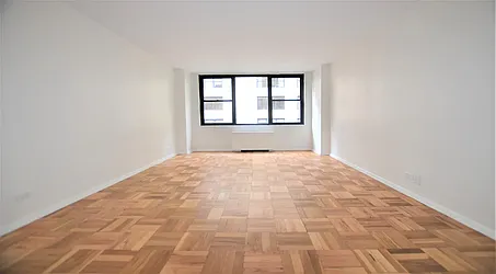 Rented by Manhattan Realty Group